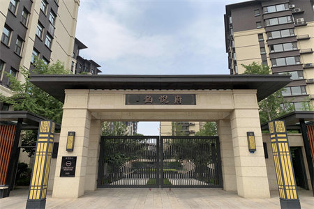 城东滕投人和天地3室2厅1卫112万98.61m2出售